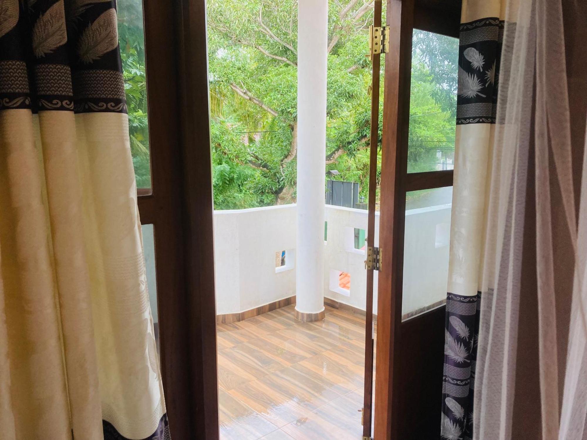Horizon Guest House Mirissa Buitenkant foto