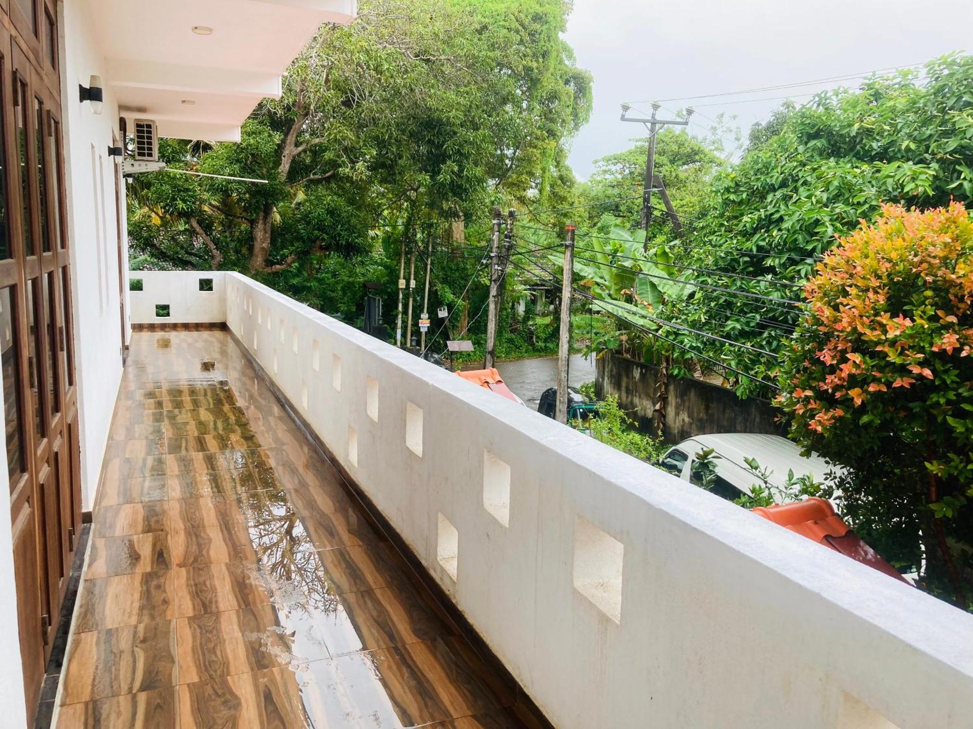 Horizon Guest House Mirissa Buitenkant foto